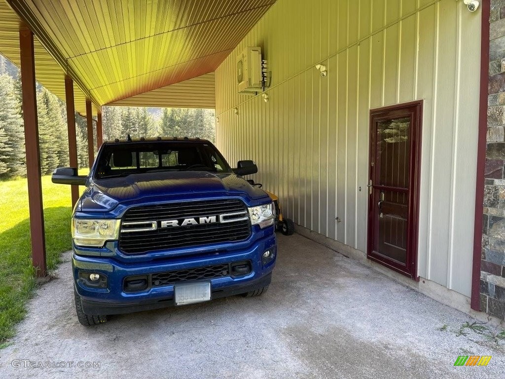 2019 3500 Big Horn Mega Cab 4x4 - Blue Streak Pearl / Black/Diesel Gray photo #21
