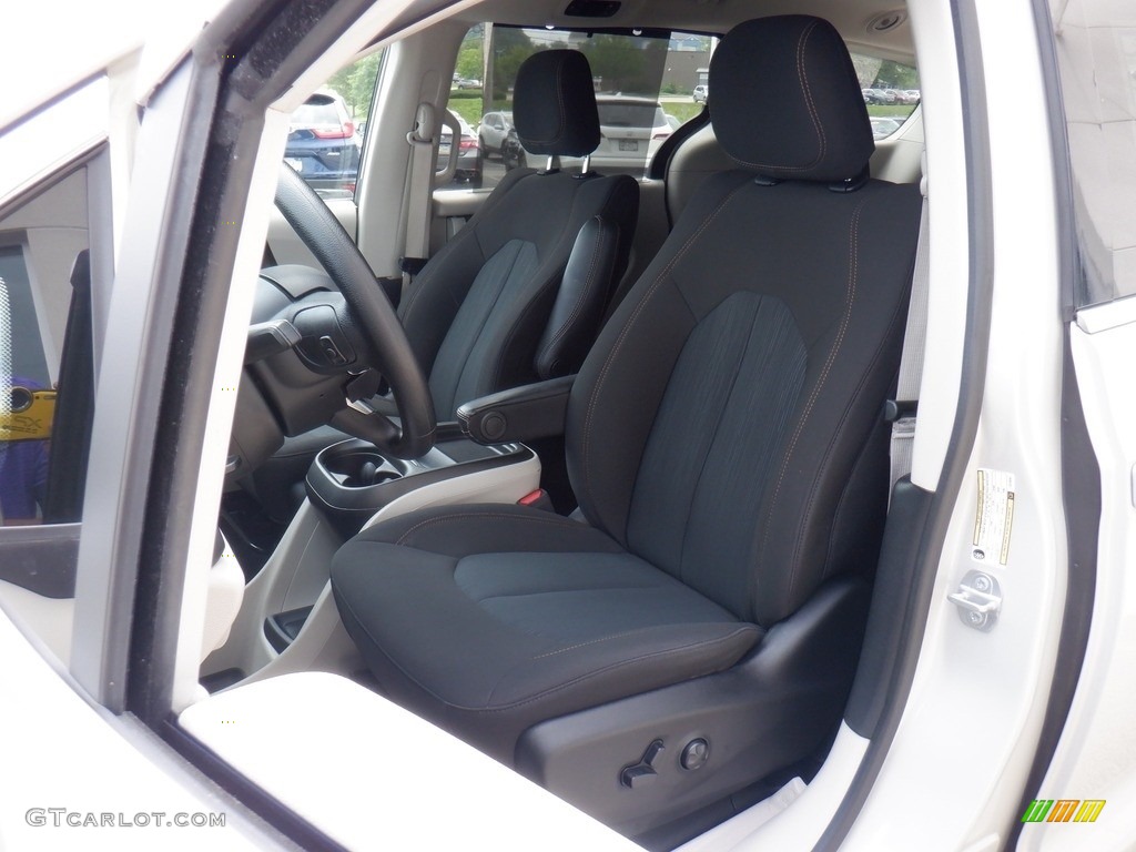 2020 Pacifica Touring - Luxury White Pearl / Alloy/Black photo #10