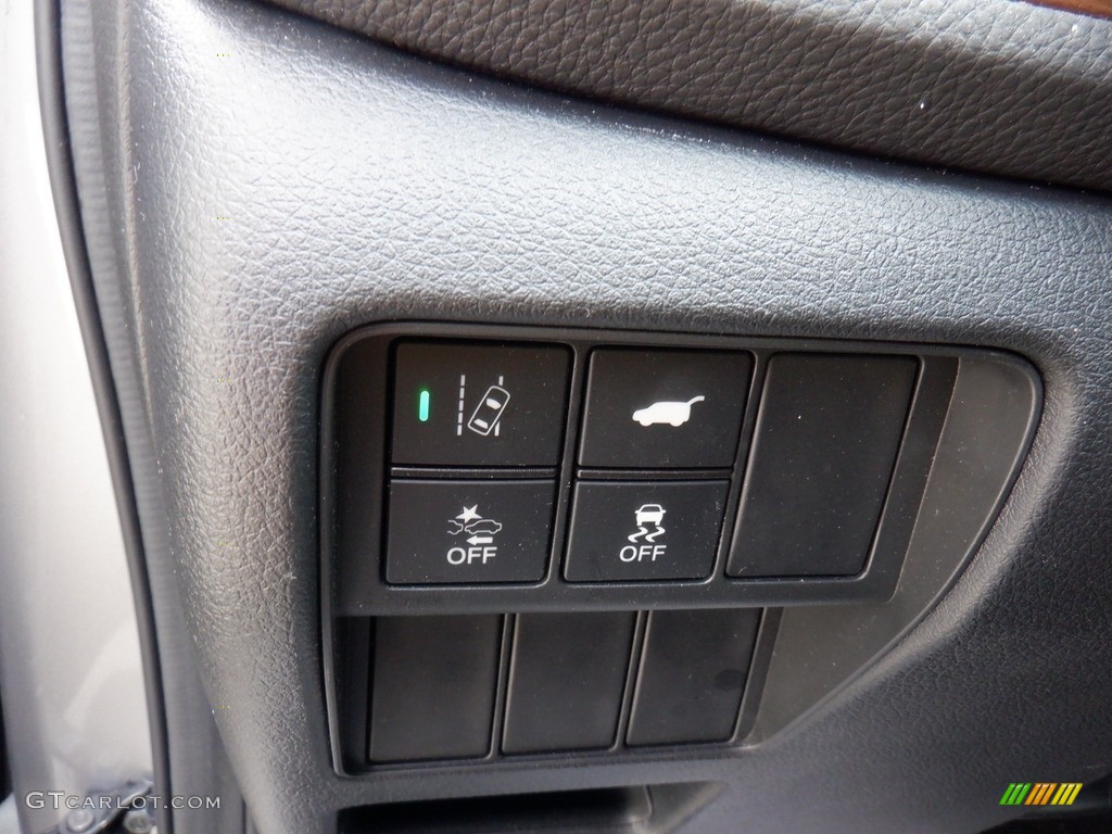 2020 Honda CR-V Touring AWD Controls Photo #146349343