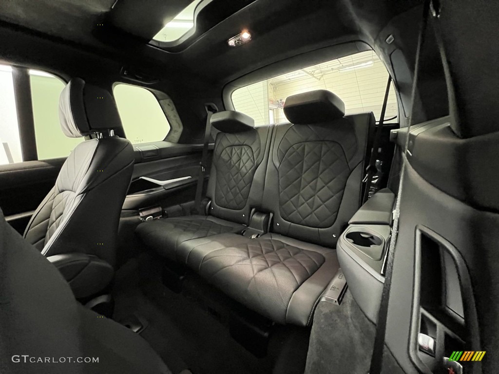 Black Interior 2024 BMW X7 xDrive40i Photo #146350039
