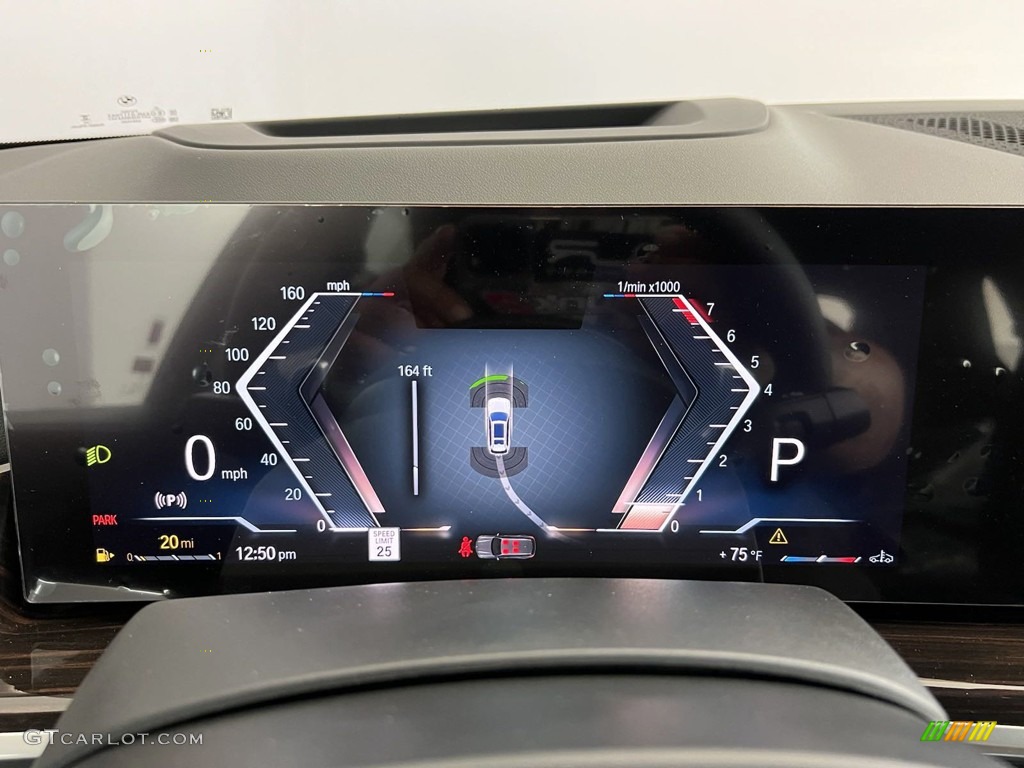 2024 BMW X7 xDrive40i Gauges Photo #146350357