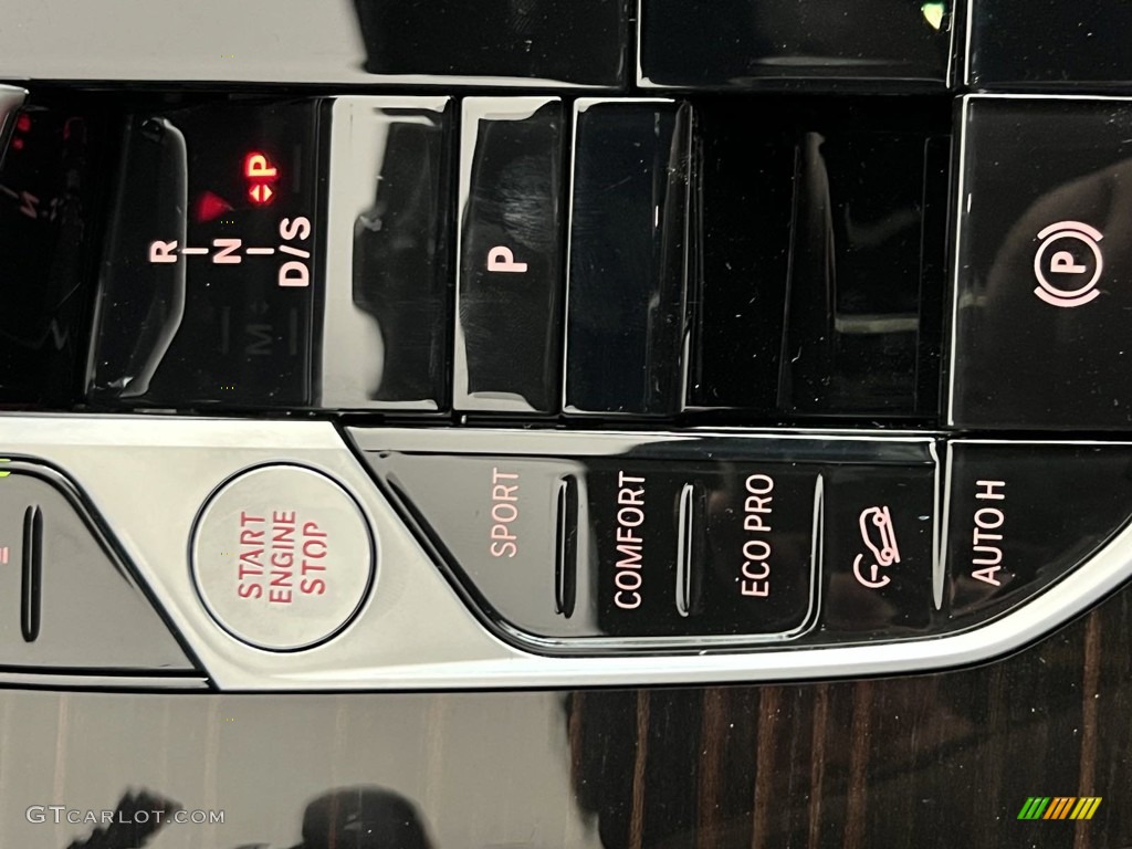 2024 BMW X7 xDrive40i 8 Speed Automatic Transmission Photo #146350424