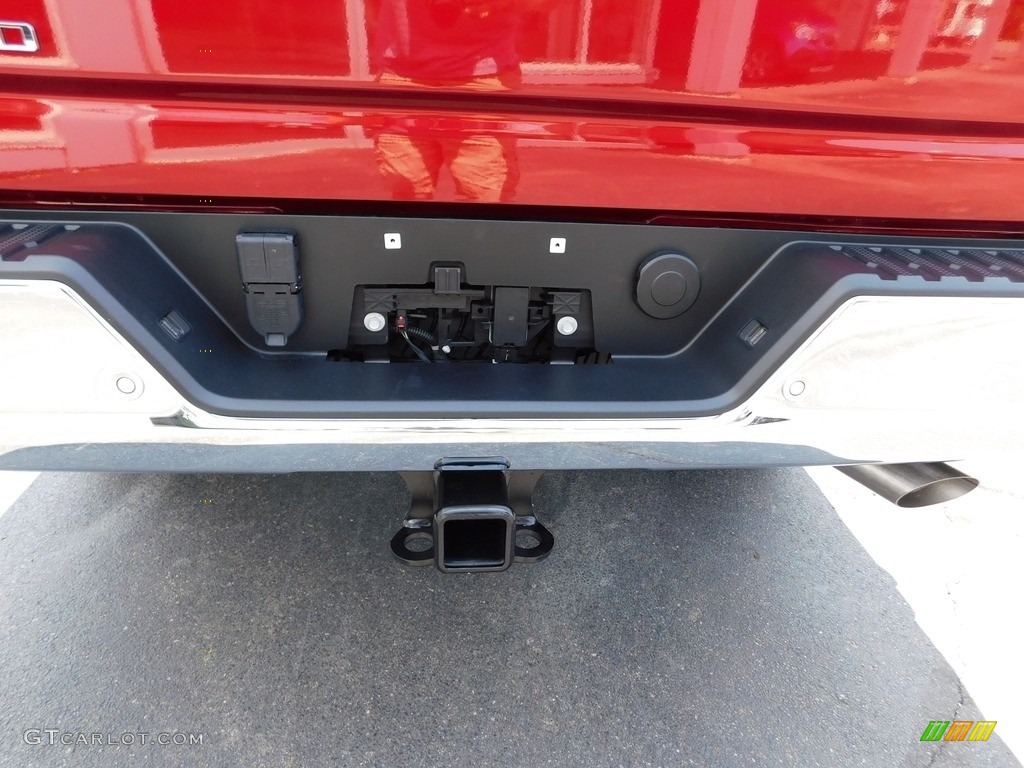 2024 Silverado 2500HD LT Crew Cab 4x4 - Radiant Red Tintcoat / Jet Black photo #15