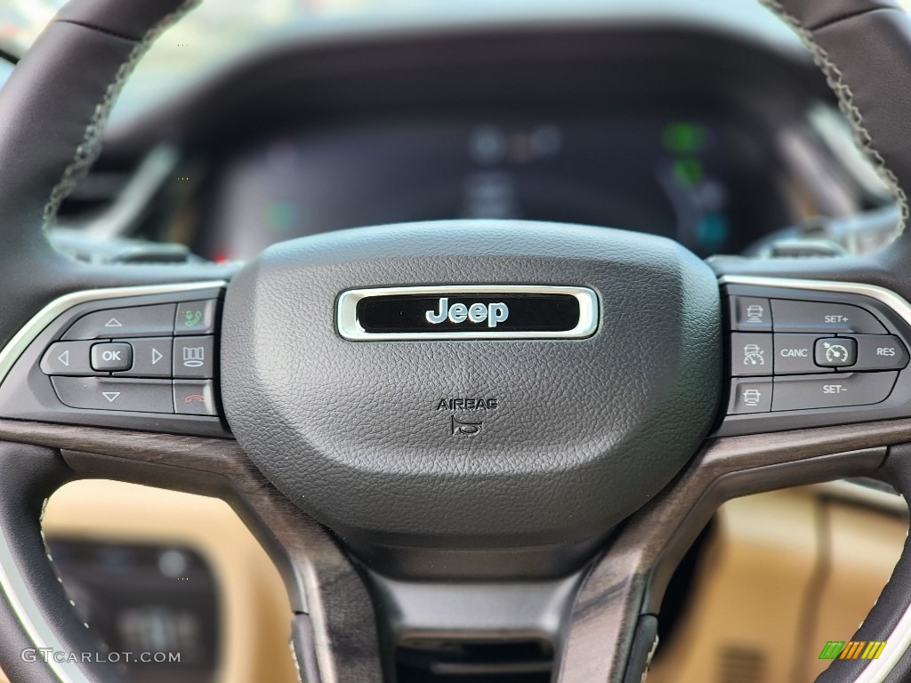 2023 Jeep Grand Cherokee 4XE Wicker Beige/Global Black Steering Wheel Photo #146351437