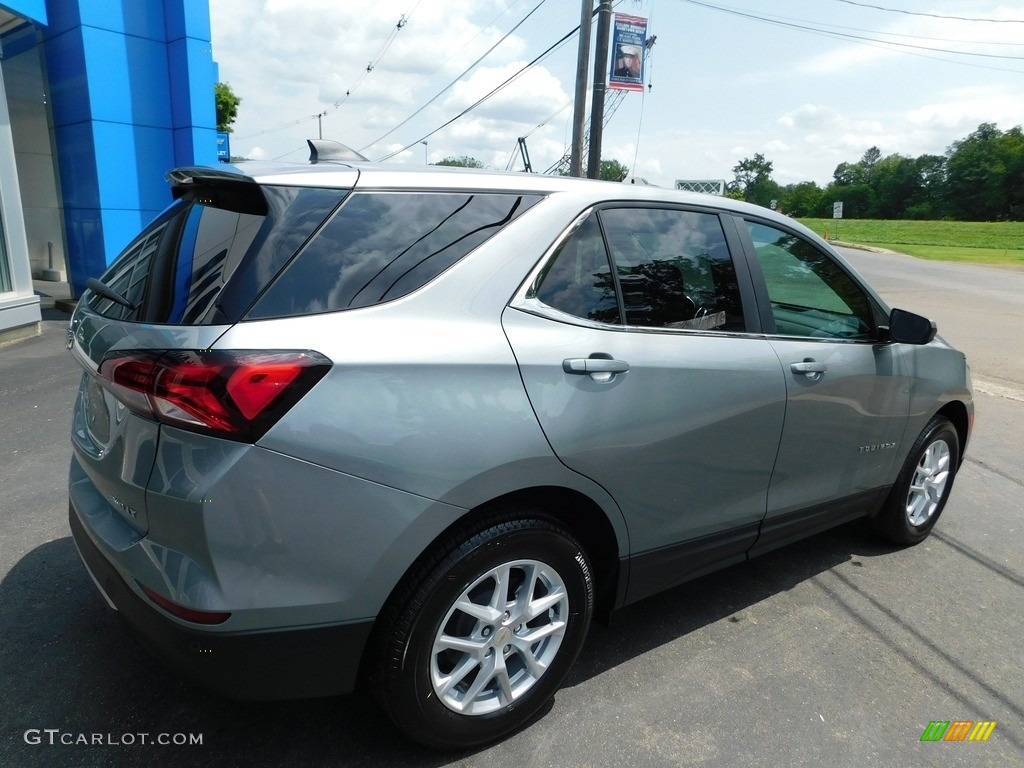 2024 Equinox LT AWD - Sterling Gray Metallic / Jet Black photo #9