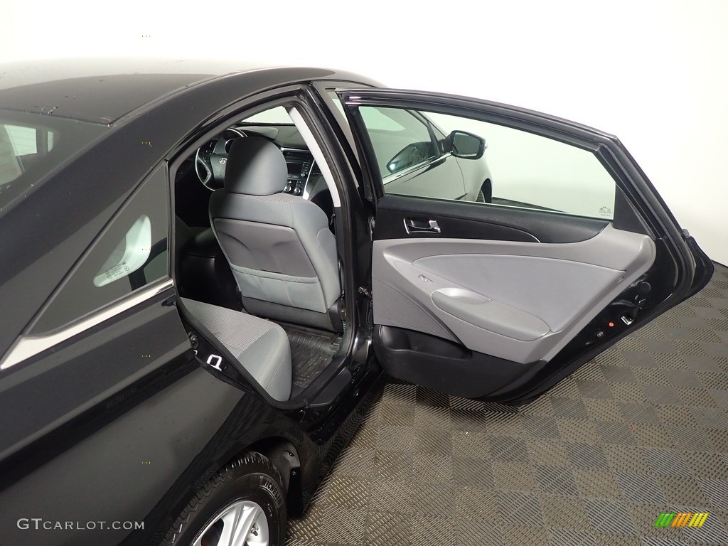 2014 Sonata GLS - Phantom Black Metallic / Gray photo #30