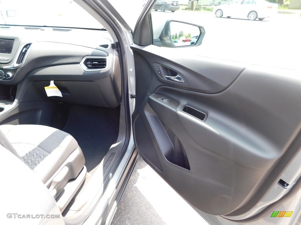 2024 Chevrolet Equinox LT AWD Door Panel Photos