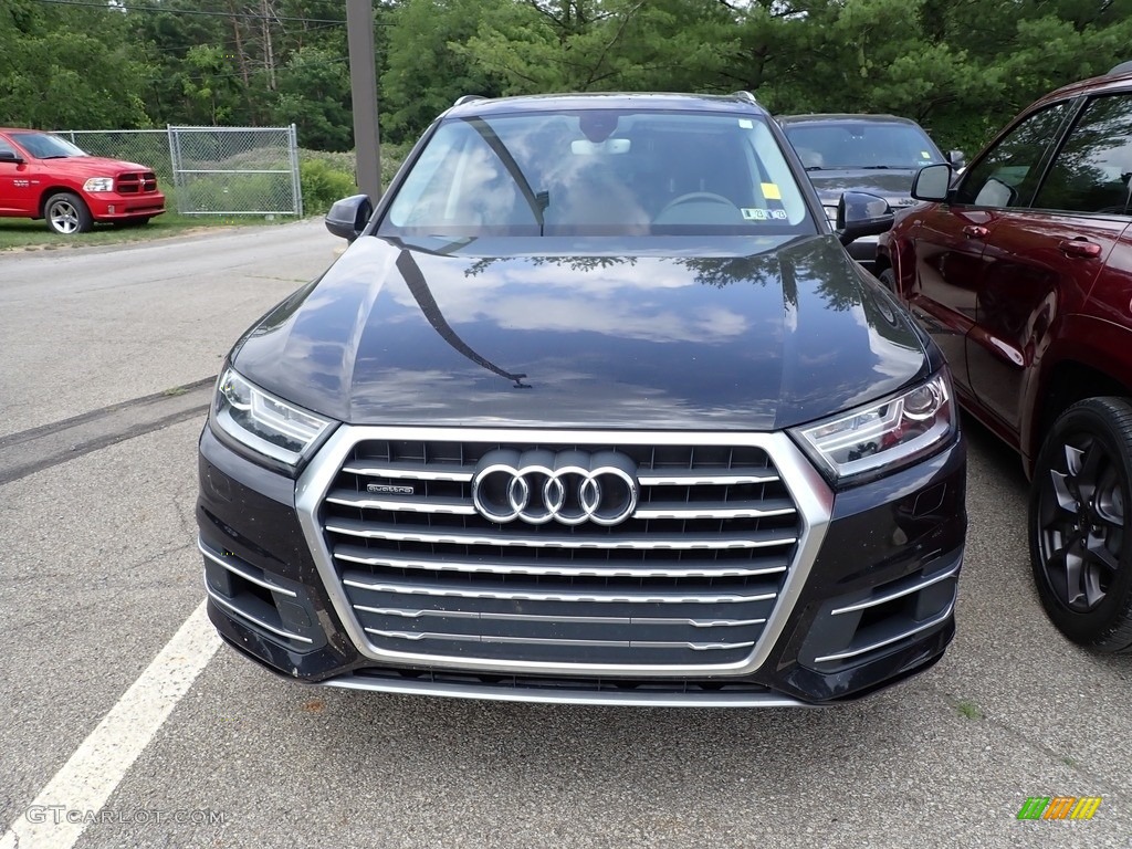 2017 Q7 3.0T quattro Premium Plus - Night Black / Black photo #2