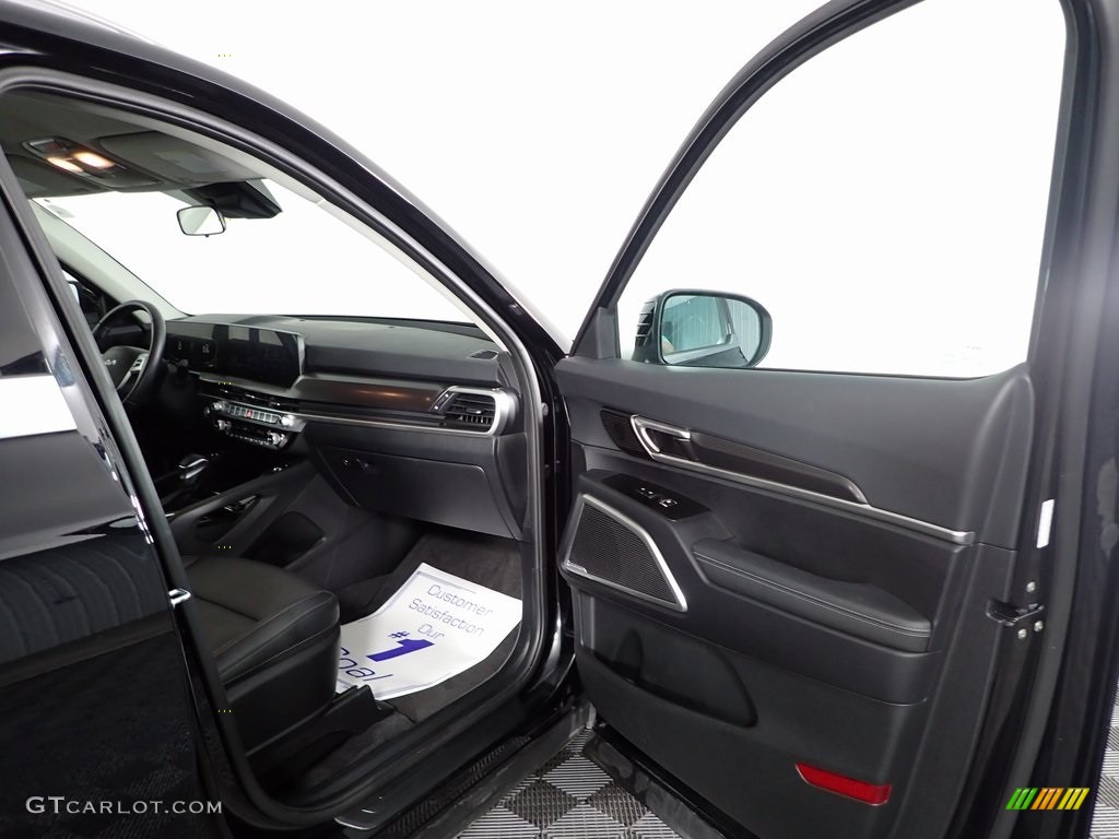 2023 Telluride S - Ebony Black / Black photo #28