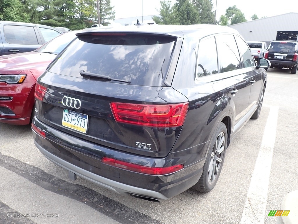 2017 Q7 3.0T quattro Premium Plus - Night Black / Black photo #5