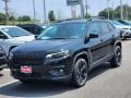 Diamond Black Crystal Pearl 2023 Jeep Cherokee Altitude Lux 4x4