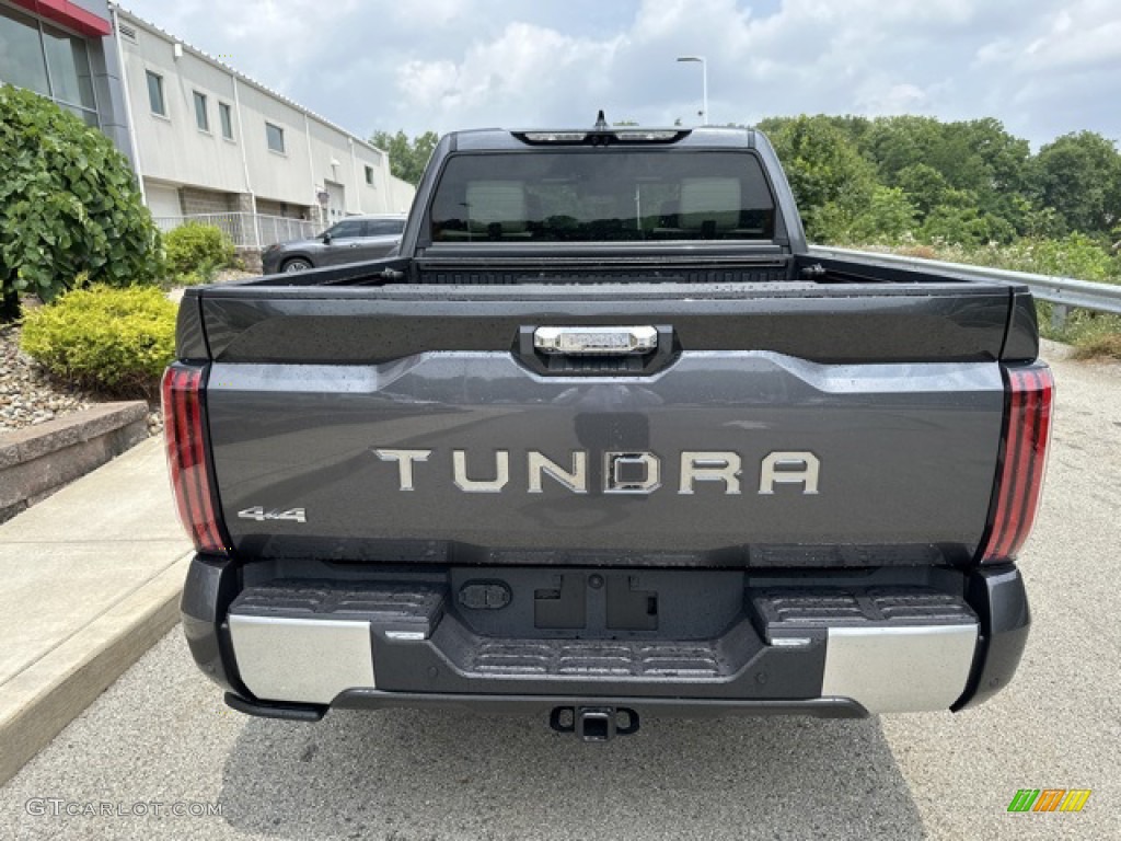2023 Tundra Capstone CrewMax 4x4 - Magnetic Gray Metallic / Black/White photo #8