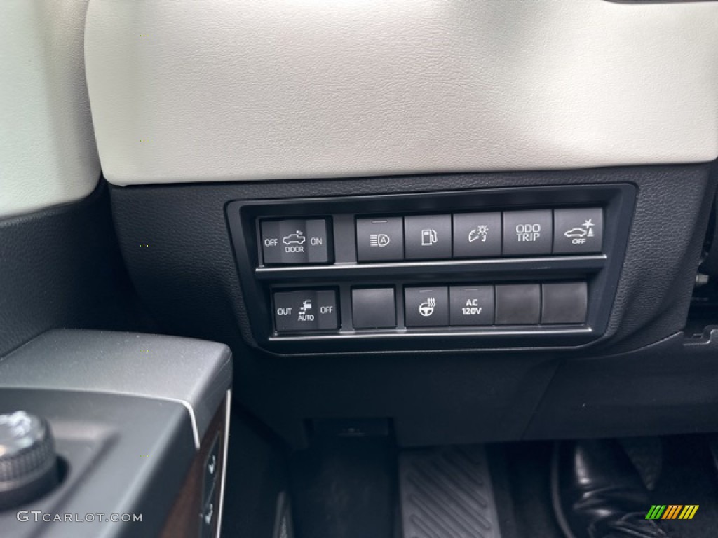 2023 Toyota Tundra Capstone CrewMax 4x4 Controls Photos