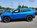 2023 Hydro Blue Pearl Jeep Cherokee Altitude Lux 4x4  photo #4