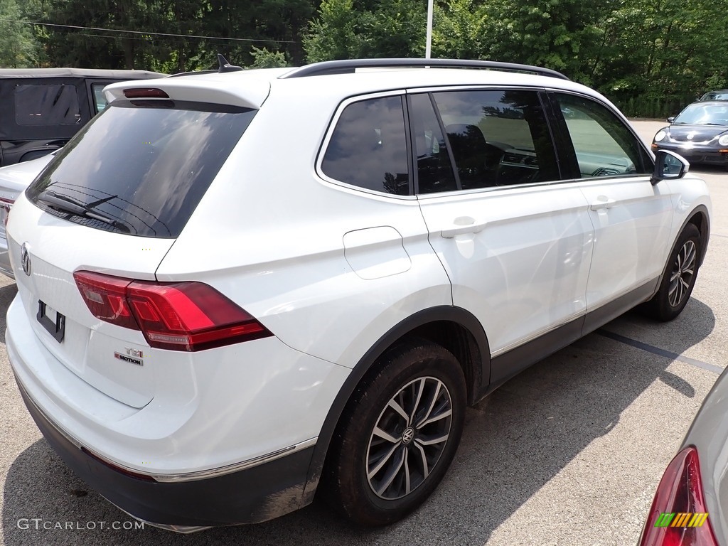 2018 Tiguan SE 4MOTION - Pure White / Titan Black photo #4
