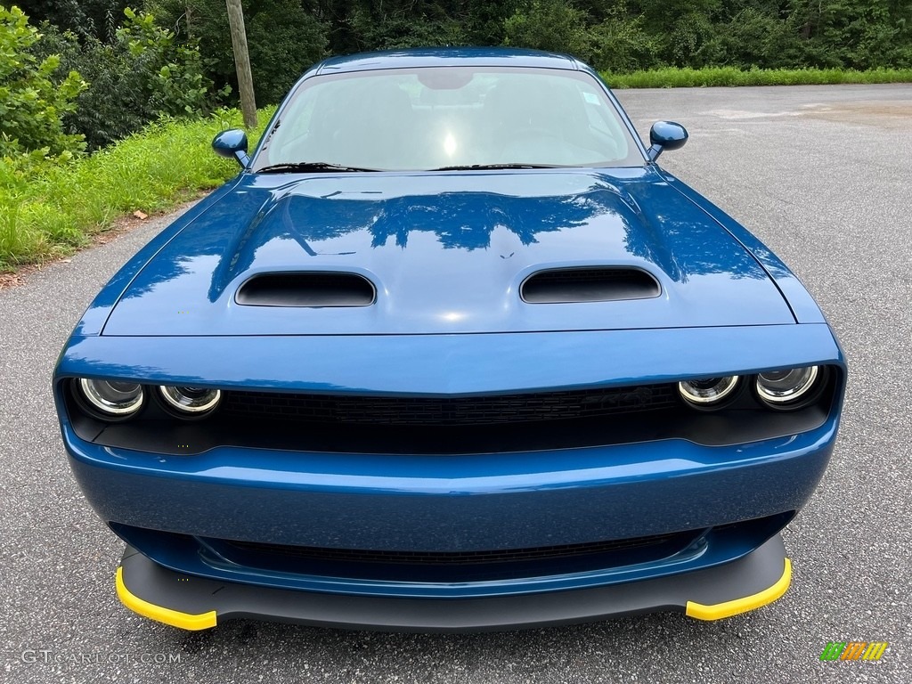 2023 Challenger SRT Hellcat JailBreak - Frostbite / Black photo #3