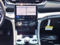 Silver Zynith - Grand Cherokee Overland 4XE Photo No. 12
