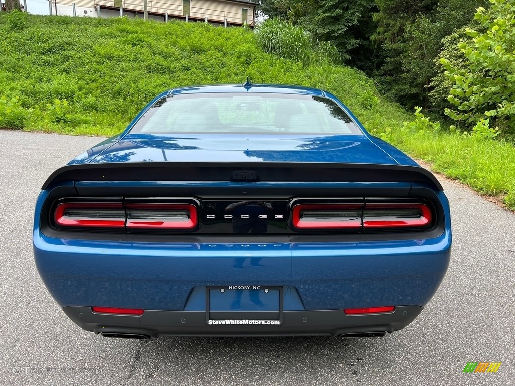 2023 Challenger SRT Hellcat JailBreak - Frostbite / Black photo #7