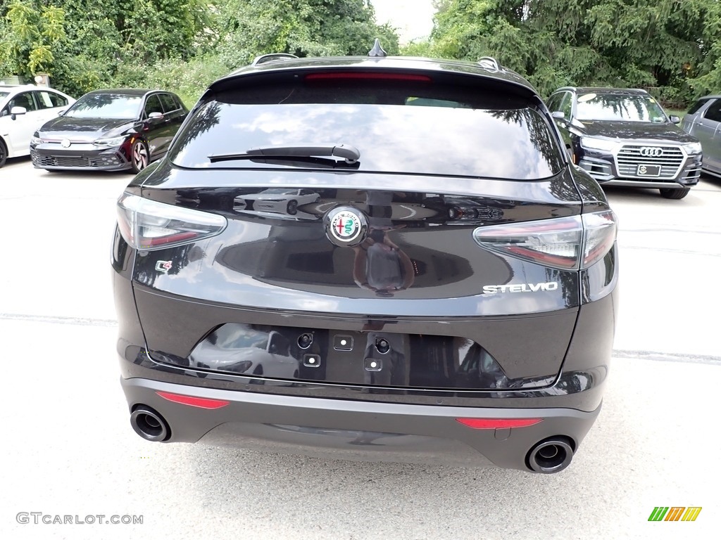 2024 Alfa Romeo Stelvio Sprint AWD Exhaust Photos