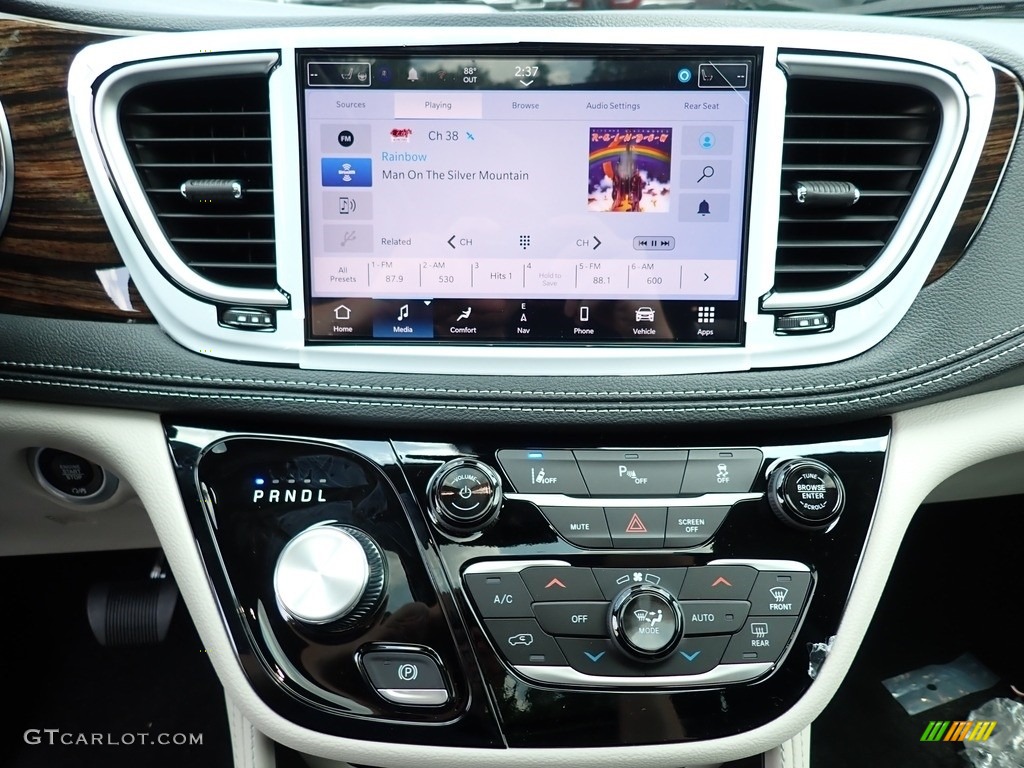 2023 Pacifica Hybrid Limited - Ceramic Gray / Black/Alloy photo #20