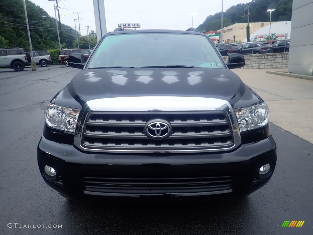 2017 Sequoia SR5 4x4 - Black / Sand Beige photo #8