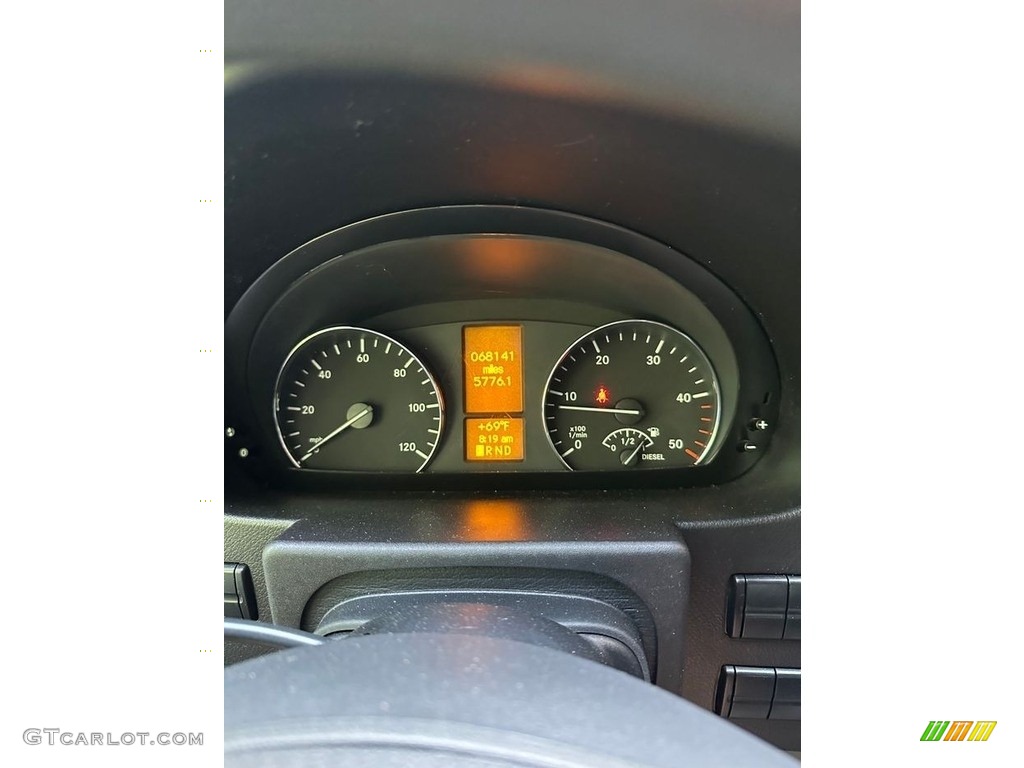 2016 Mercedes-Benz Sprinter 2500 High Roof Crew Van Gauges Photos