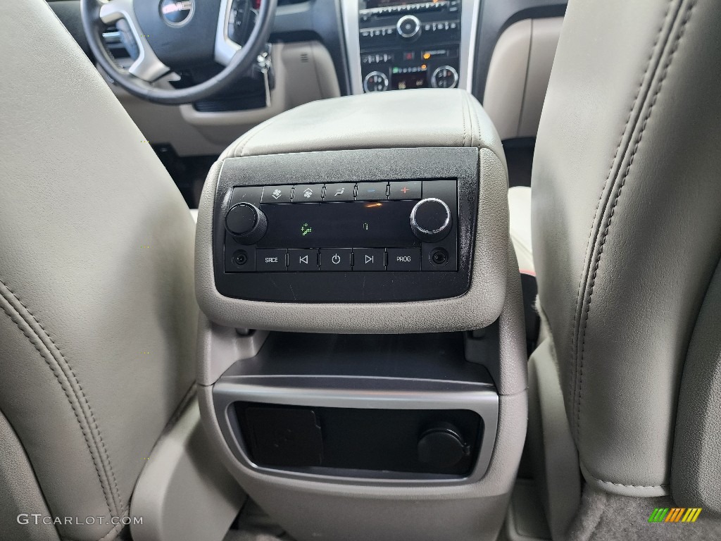 2009 GMC Acadia SLT-2 Controls Photo #146362359