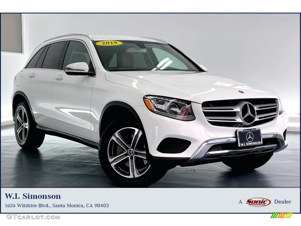 2019 GLC 300 - Polar White / Silk Beige/Black photo #1