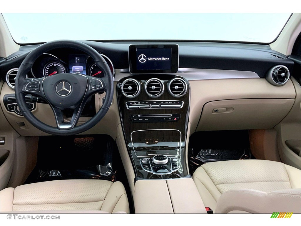 2019 GLC 300 - Polar White / Silk Beige/Black photo #15