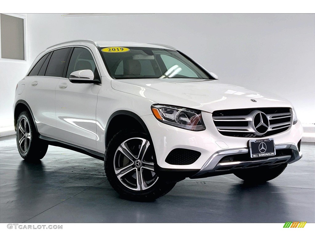 2019 GLC 300 - Polar White / Silk Beige/Black photo #33