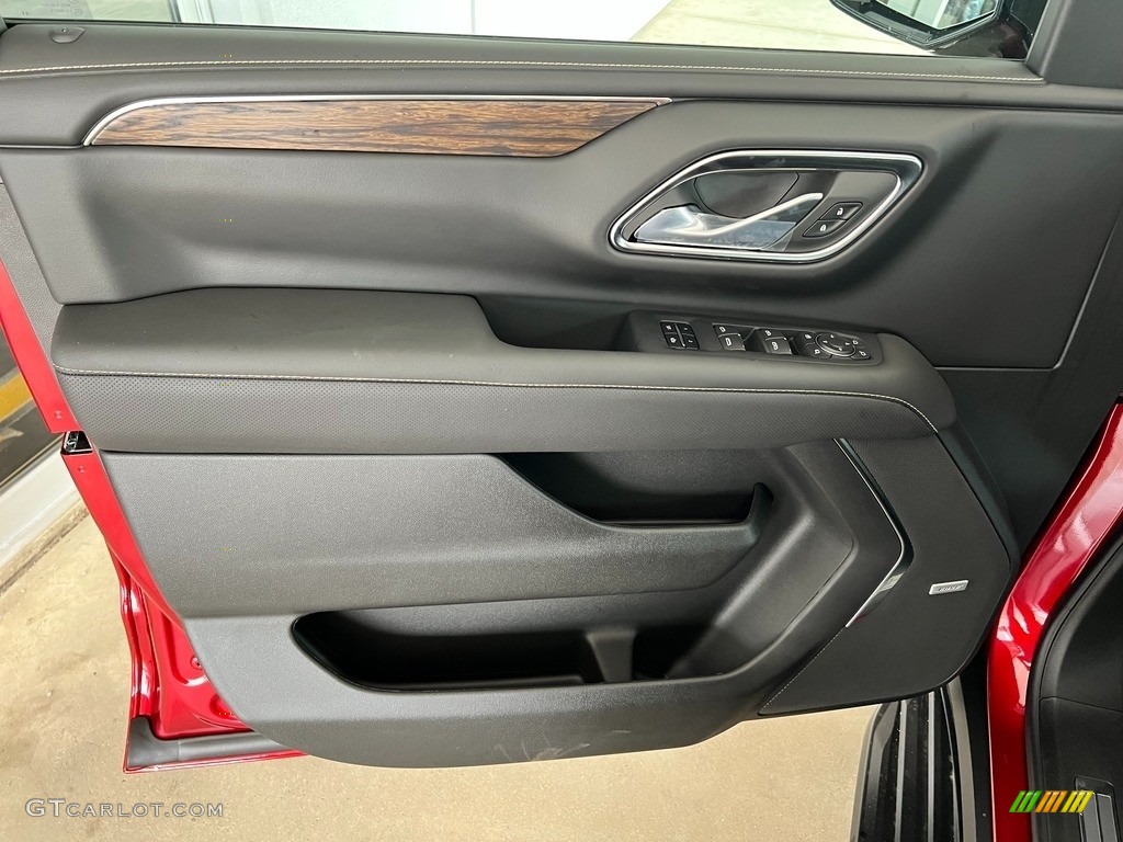 2023 Chevrolet Suburban Premier 4WD Door Panel Photos