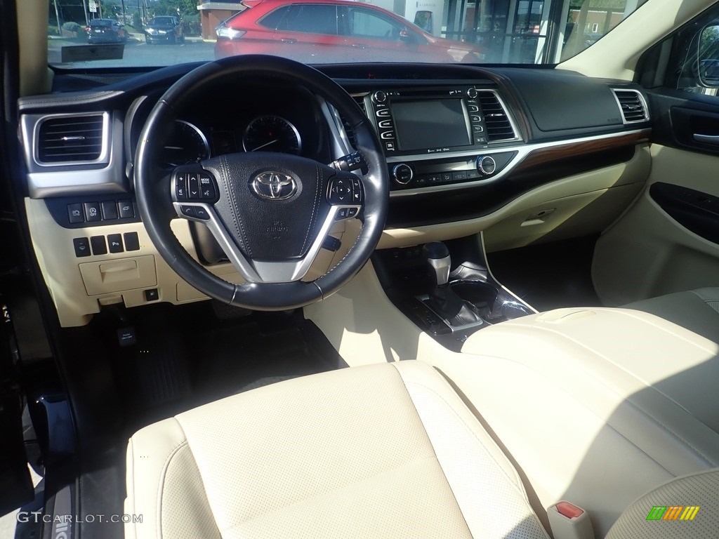 2017 Highlander Limited AWD - Midnight Black Metallic / Almond photo #17