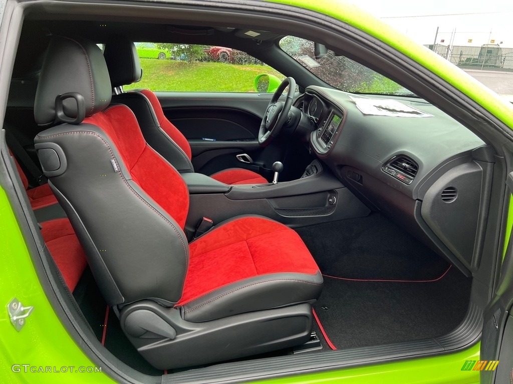 2023 Dodge Challenger R/T Scat Pack Plus Front Seat Photos