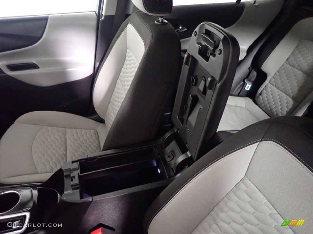 2018 Equinox LT - Sandy Ridge Metallic / Medium Ash Gray photo #28