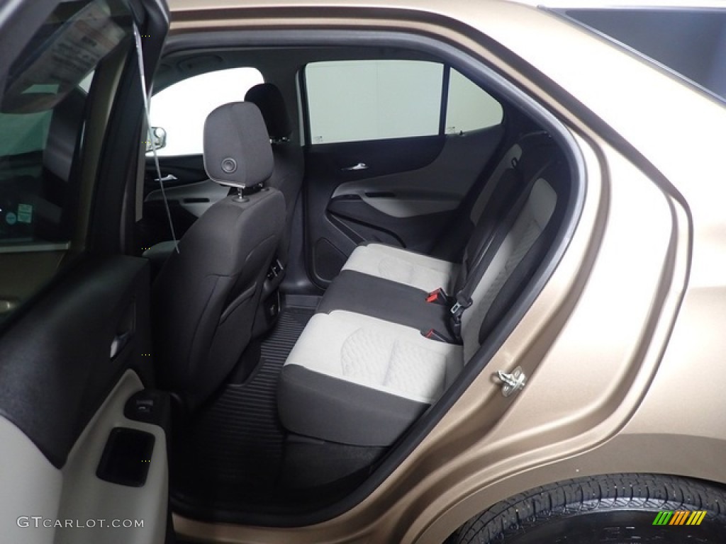 2018 Equinox LT - Sandy Ridge Metallic / Medium Ash Gray photo #30