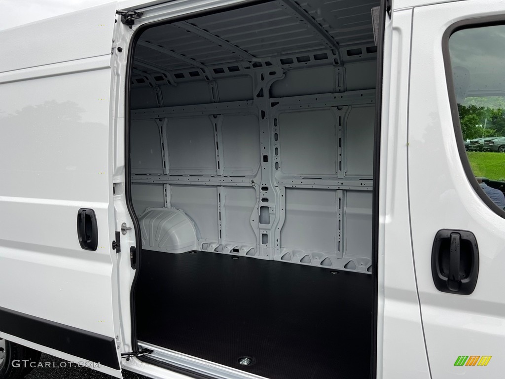 2023 Ram ProMaster 2500 High Roof Cargo Van Trunk Photos