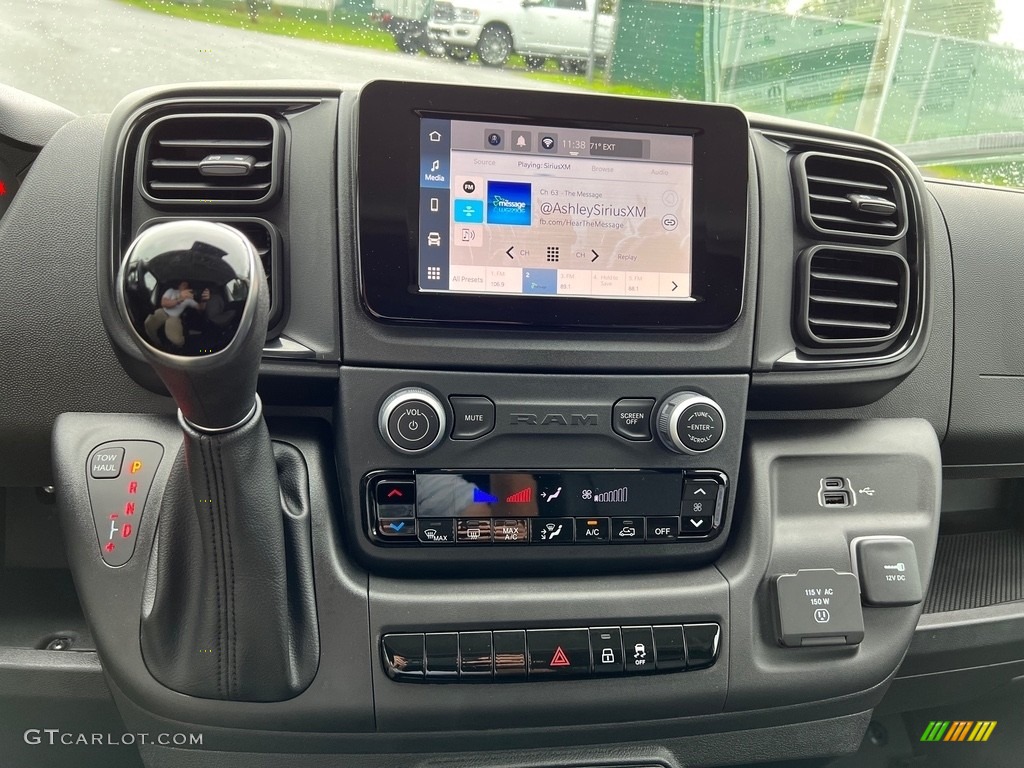 2023 Ram ProMaster 2500 High Roof Cargo Van Controls Photos