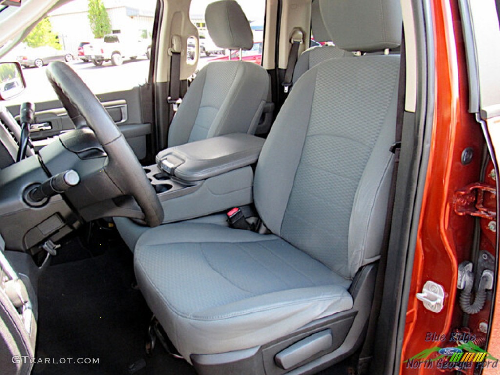 Black/Diesel Gray Interior 2013 Ram 1500 SLT Quad Cab 4x4 Photo #146364950