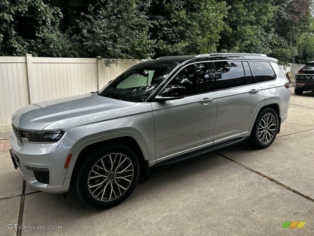 2022 Jeep Grand Cherokee L Summit Reserve 4x4 Exterior Photos