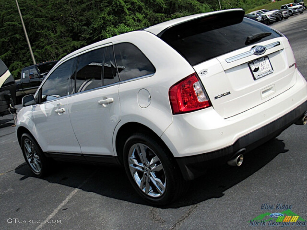 2013 Edge Limited - White Platinum Tri-Coat / Medium Light Stone photo #30