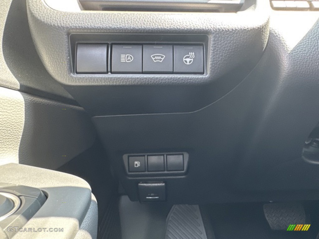 2023 Prius Hatchback XLE - Supersonic Red / Gradient Black photo #17