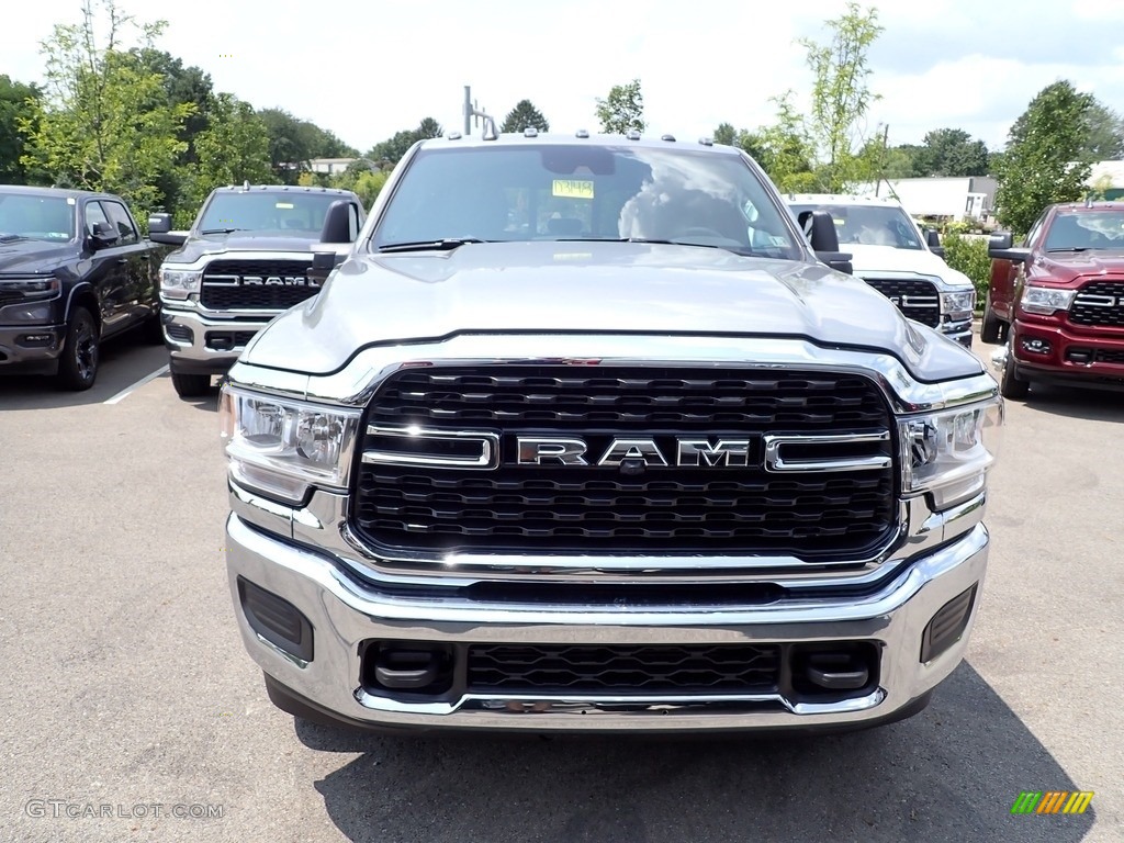 2023 3500 Tradesman Crew Cab 4x4 - Billet Silver Metallic / Black photo #10