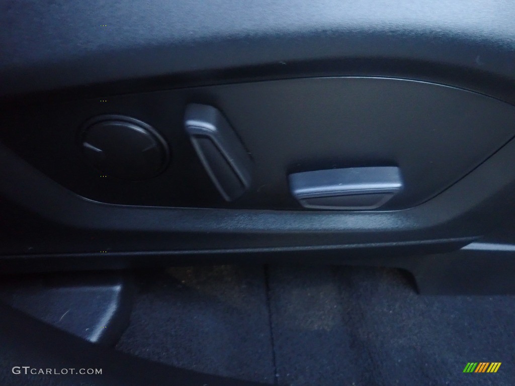 2021 Explorer XLT 4WD - Agate Black Metallic / Light Slate photo #13