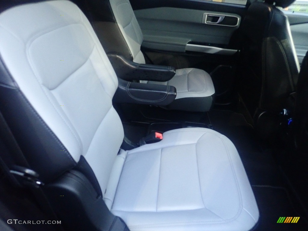 2021 Explorer XLT 4WD - Agate Black Metallic / Light Slate photo #17