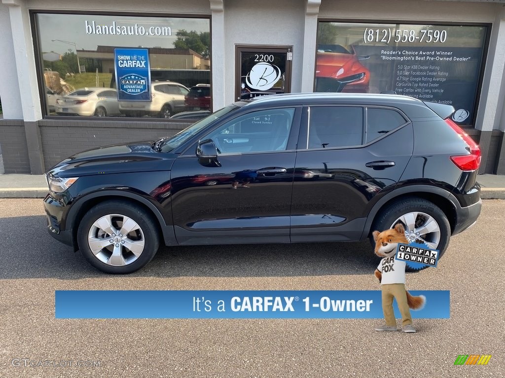 2020 XC40 T4 Momentum - Black Stone / Blond/Charcoal photo #1