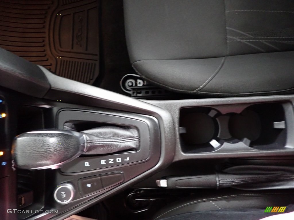 2017 Focus SE Hatch - Magnetic / Charcoal Black photo #20