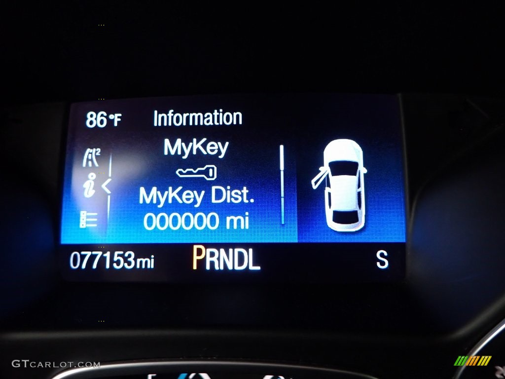 2017 Focus SE Hatch - Magnetic / Charcoal Black photo #29