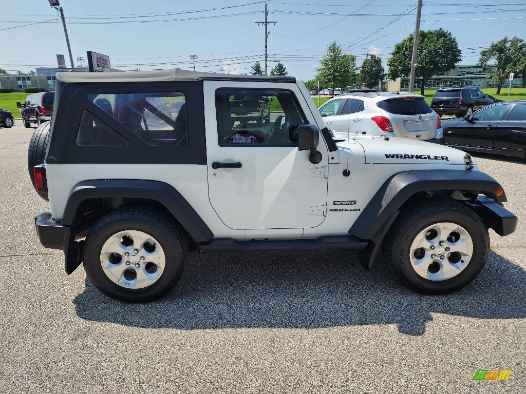 2017 Wrangler Sport 4x4 - Bright White / Black photo #5