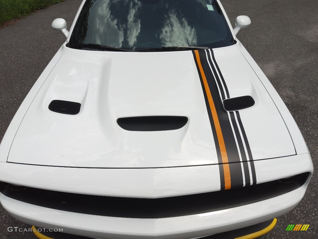 2023 Challenger GT HEMI Orange Edition - White Knuckle / Black photo #4