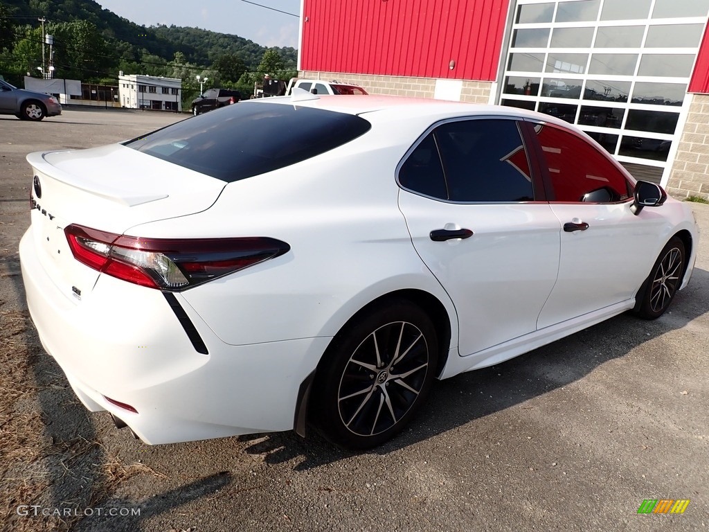 2023 Camry SE Nightshade AWD - Ice Cap / Black photo #3